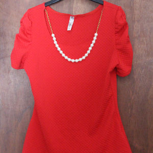 Bella D Short Sleeve Blouse with Necklace